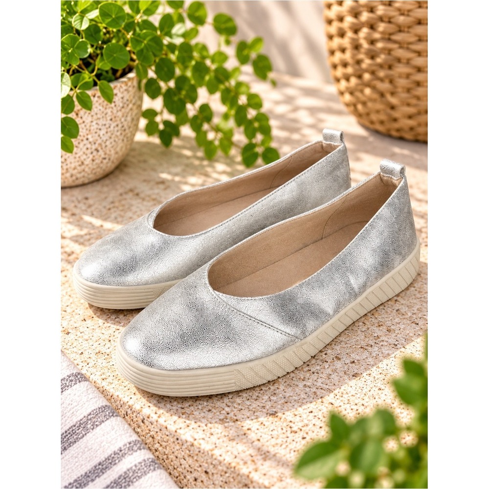 Soul Naturalizer Silver Metallic Leather Slip On Sneakers Womens Size 10
